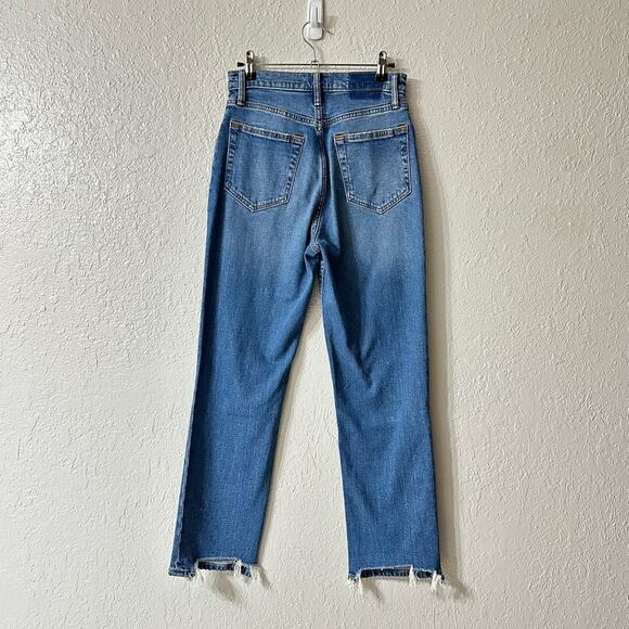 Abercrombie & Fitch Curve Love Ultra High Rise Ankle Straight Jean Destroyed 26R - Picture 3 of 9